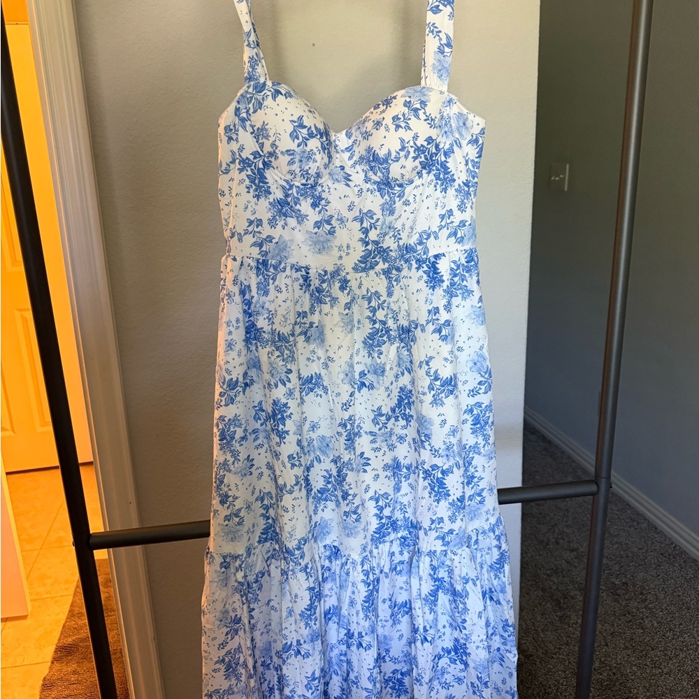 Commense Blue and White Floral Dress